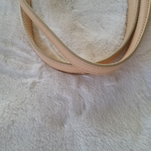 Handbag - Picture 4 of 11